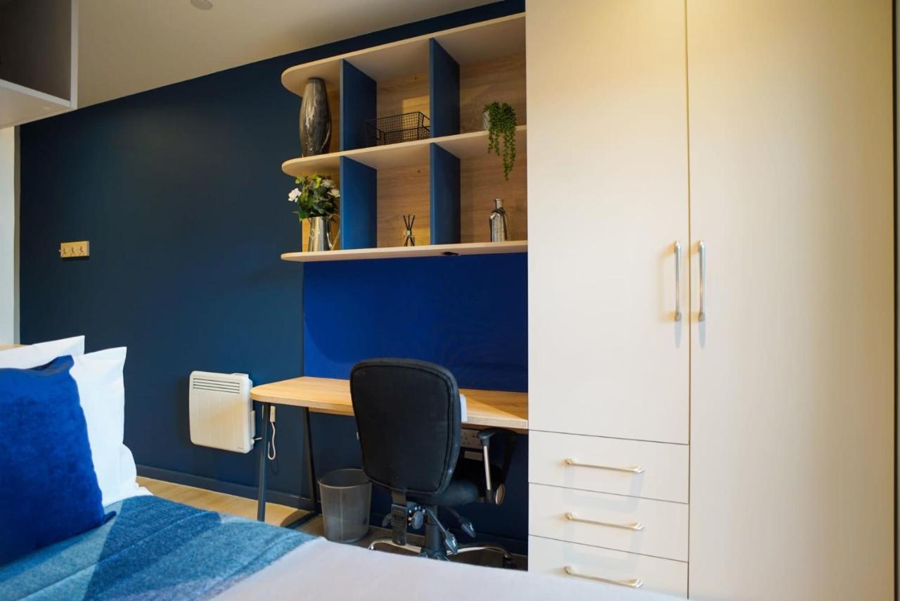 Bright Modern Studios And Private Bedrooms With Shared Kitchen At Straits Meadow Near Edinburgh City Centre Exterior photo