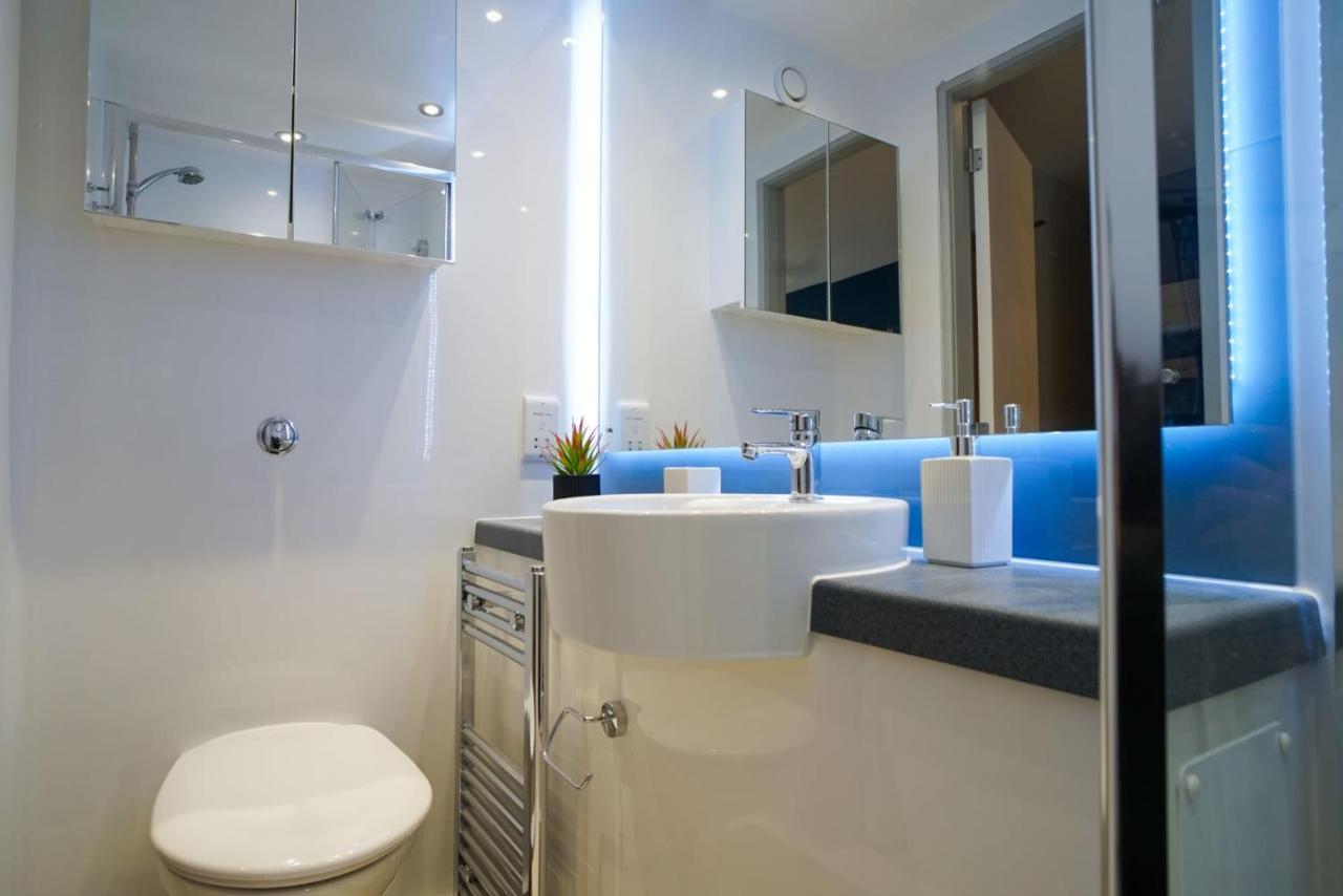 Bright Modern Studios And Private Bedrooms With Shared Kitchen At Straits Meadow Near Edinburgh City Centre Exterior photo
